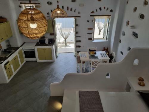 Nikola's Place II