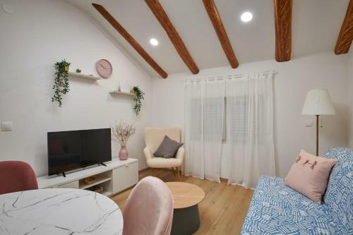 Apartments Maruna