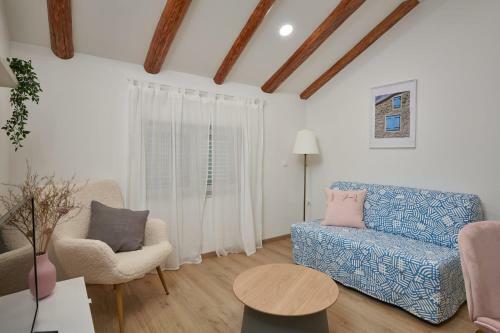 Apartments Maruna