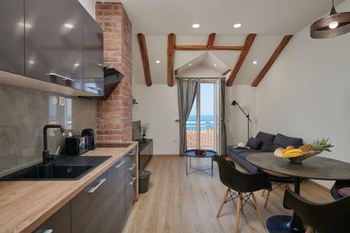 Apartments Maruna