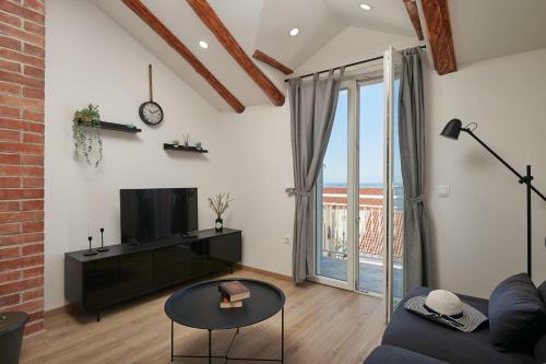 Apartments Maruna