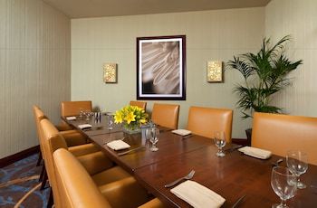 Sheraton Agoura Hills Hotel