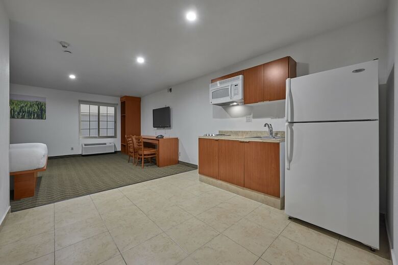 Aparthotel Extended Suites Monterrey Aeropuerto
