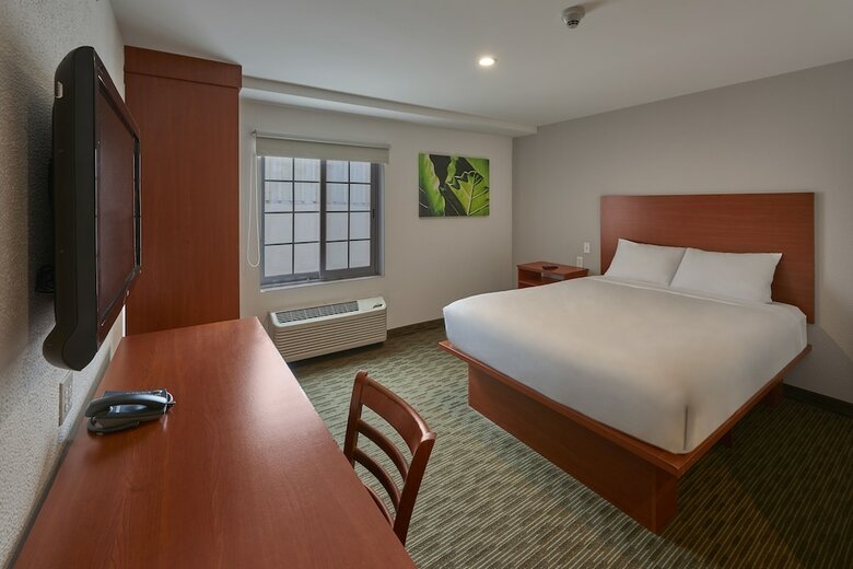 Aparthotel Extended Suites Monterrey Aeropuerto