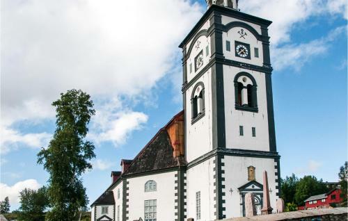 Beautiful Home In Tufsingdalen With 5 Bedrooms