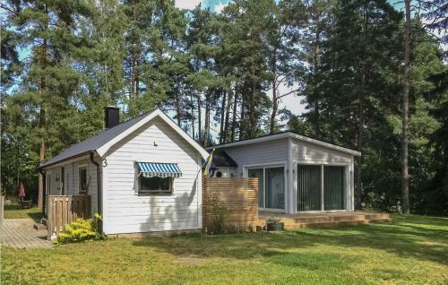 Nice Home In �hus With 2 Bedrooms