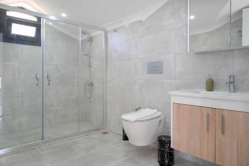 Villa Ayvaz 3 Tripleks