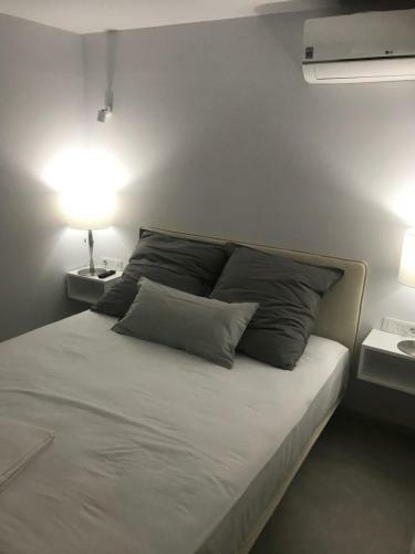 Lux Beach House M