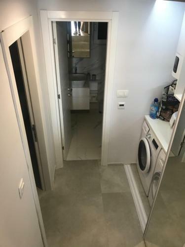Lux Beach House M
