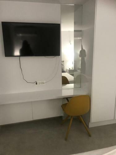 Lux Beach House M