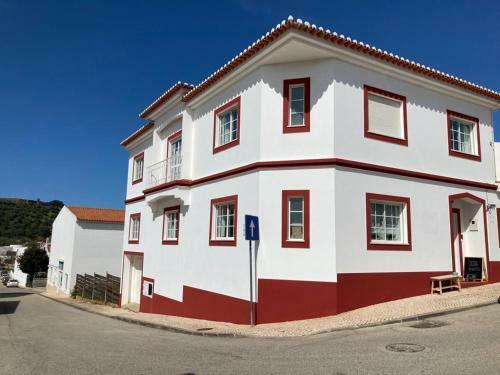 Hostal Guesthouse Releash Aljezur