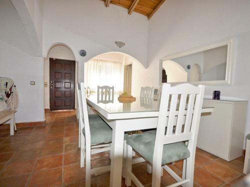 Comfortable And Spacious, 4 Bedroom Traditional Villa