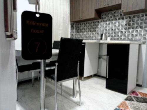 Apartamento M?lenyum House Su?t