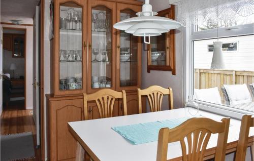 Awesome Apartment In Beddingestrand W/ 2 Bedrooms