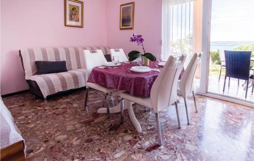 One-bedroom Apartment In Koper