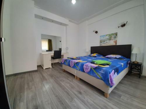 Four Rooms Apartment Central