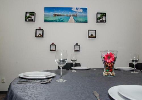 Four Rooms Apartment Central