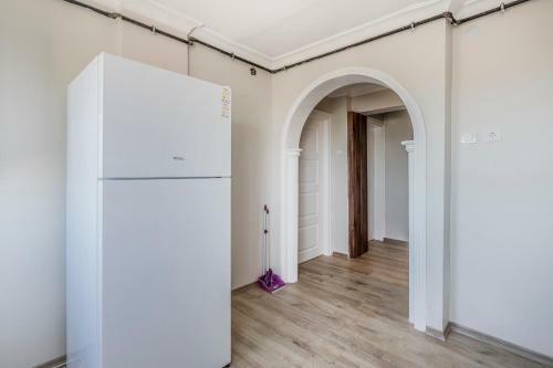 Altiparmak Central 4 Bedroom Apartment