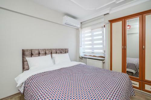 Altiparmak Central 4 Bedroom Apartment