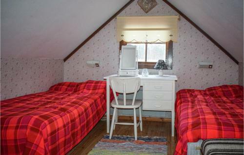 Nice Home In Borgholm With 5 Bedrooms