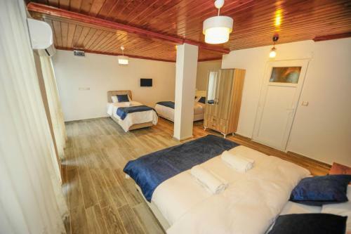 Assos No9 Hotel