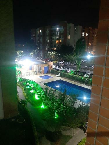 Apartamento Completo Con Parqueo, Cali Sur