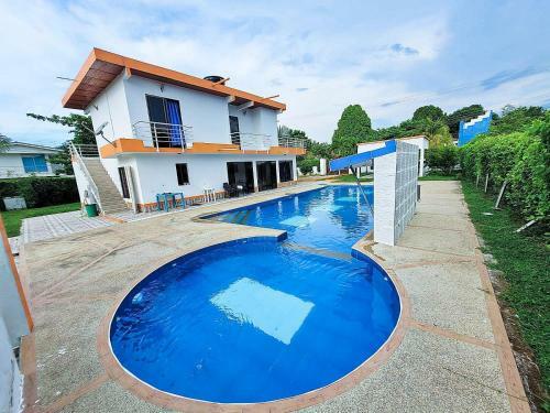 Villa Casa Quinta Totalmente Privada