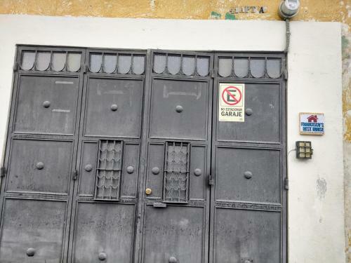 Francisco�s Rest House Hotel