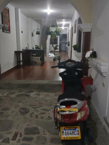 Francisco�s Rest House Hotel