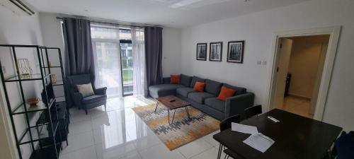 Apartamento Embassy Gardens Luxury Suites Cpg