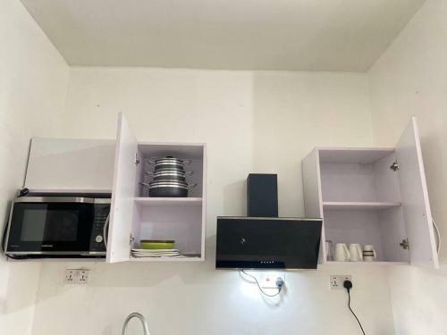 Urban Furnished Studios Apartment With Pool