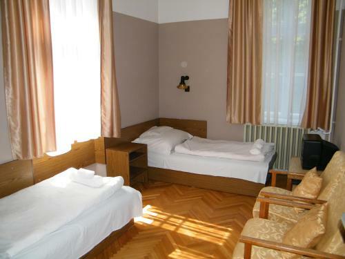 Hostal Kiss Villa
