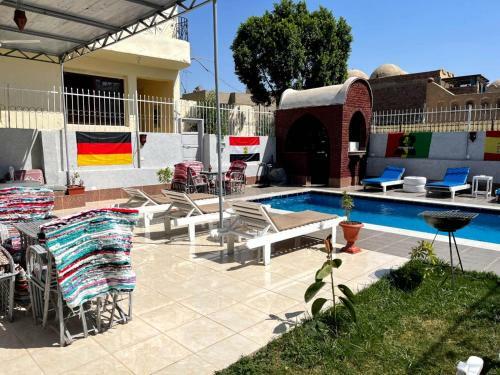 Hostal Oasis Guest House