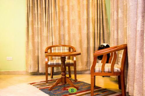 Hotel Shekinah Gardens