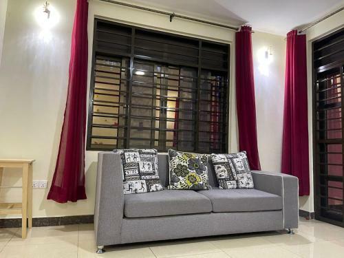 Apartamento The Mugabis Spacious Private Room