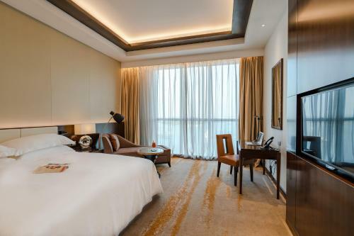 Hotel Johari Rotana