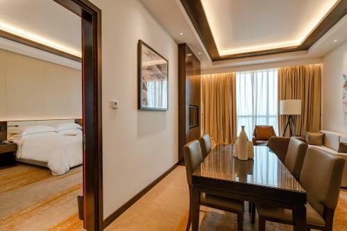 Hotel Johari Rotana
