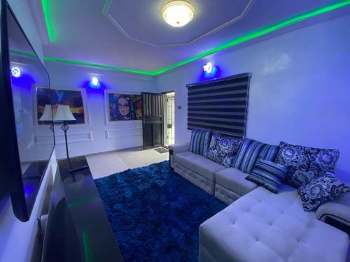 Wymos Luxury Apartment
