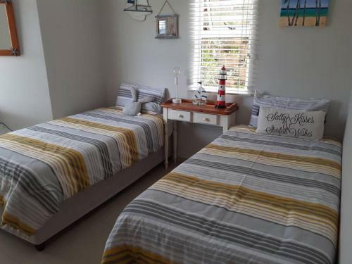 Lands End Apartment - Family Only