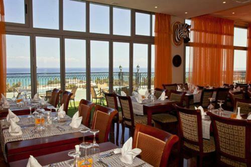 Hotel H�tel C�sar Palace