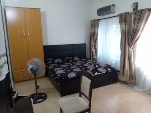 Short-let 2 Bedroom Apartments