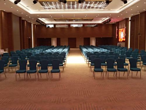 Hotel Royal Swiss Asbu