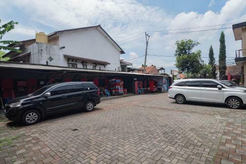 Hotel Koolkost Near Unjani University (minimum Stay 6 Nights)