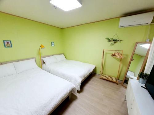Hostal Guesthouse Mongja
