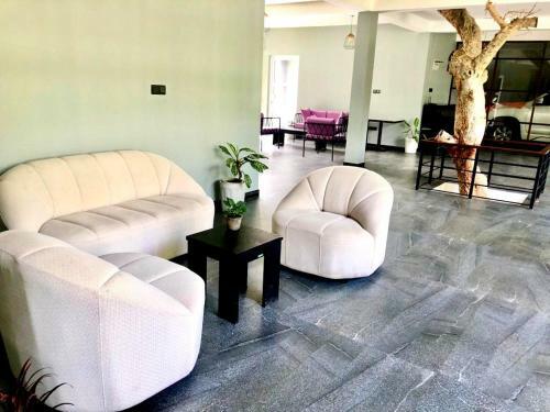 Hotel Rivulet Resort Kandy