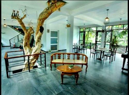 Hotel Rivulet Resort Kandy