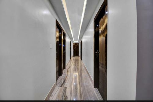 Hostal Om Guest House And Banquet