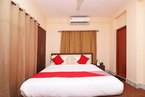 Hotel Oyo 18496 A Retro