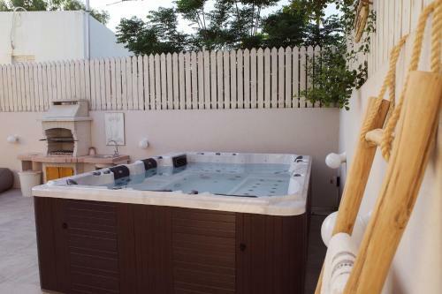 Hostal Serenity House Livnim