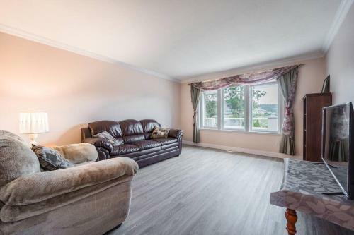 Cozystay Cheerful Home In Kelowna